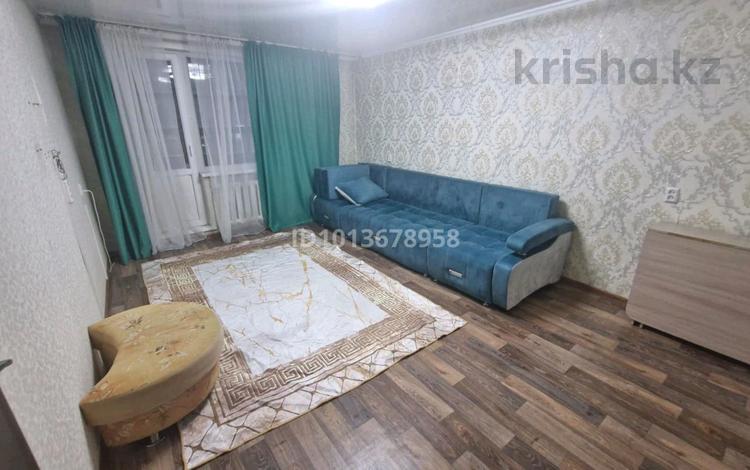 2-комнатная квартира · 54 м² · 1/9 этаж, бульвар Гагарина за 170 000 ₸ в Усть-Каменогорске — фото 2