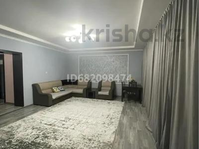 Отдельный дом · 4 комнаты · 200 м² · 12.5 сот., Маметова за 45 млн 〒 в Бирлик