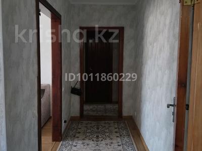 3-комнатная квартира · 69.7 м² · 3/5 этаж, Ауэзова 83а за 18 млн 〒 в Аксу