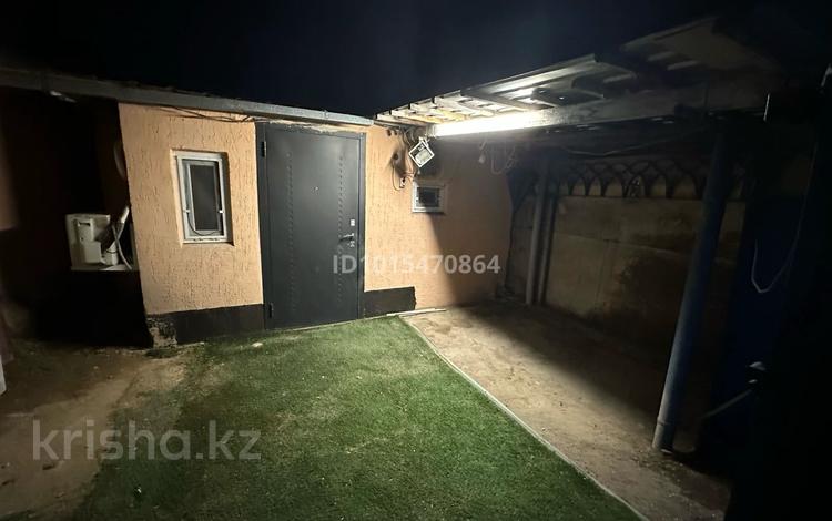 Жеке үй · 2 бөлме · 40 м² · 1 жүзд., Пестковского 2 — Саяхат, бағасы: 250 000 ₸ в Алматы, Жетысуский р-н — фото 2