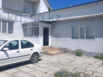Жеке үй · 6 бөлме · 120 м² · 120 жүзд., 2 Яблочный переулок 23, бағасы: 20 млн ₸ в Таразе