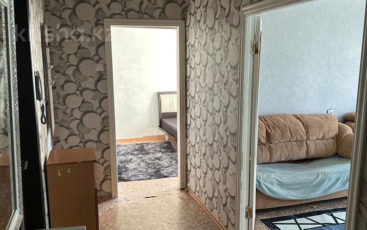 2-комнатная квартира · 54 м² · 4/9 этаж, мкр Юго-Восток, Мкр Степной 2 5 за 150 000 ₸ в Караганде, Казыбек би р-н — фото 2