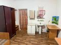 10 бөлме · 400 м² · 1/2 қабат, Окжетпес 39, бағасы: 60 000 ₸ в Астане, Сарыарка р-н — фото 3