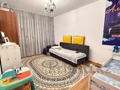 2-комнатная квартира · 60 м² · 5/10 этаж, Азербаев 14 за ~ 27.6 млн ₸ в Астане, Сарайшык р-н