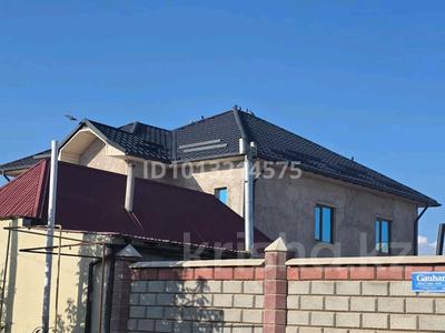 Үйдің бір бөлігі · 10 бөлме · 300 м², Гаухартас 35, бағасы: 65 млн ₸ в Туркестане