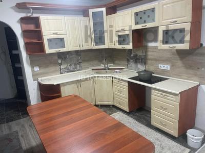 3-комнатная квартира · 80 м² · 3/4 этаж, Заводская 1а за 140 000 ₸ в Каскелене