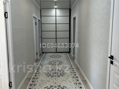 3-комнатная квартира · 88.2 м² · 1/5 этаж, 4 мкр 43/1 за 35 млн ₸ в Аксае