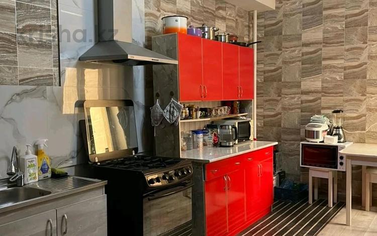 3-бөлмелі пәтер · 88 м² · 3/4 қабат, 17-й микрорайон, 17-й микрорайон, бағасы: 41 млн ₸ в Шымкенте, Аль-Фарабийский р-н — фото 2