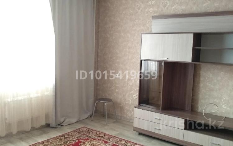 1-комнатная квартира · 40 м² · 3/5 этаж, мкр Аксай-3 15 — Толе-би - Момышулы за 150 000 ₸ в Алматы, Ауэзовский р-н — фото 4