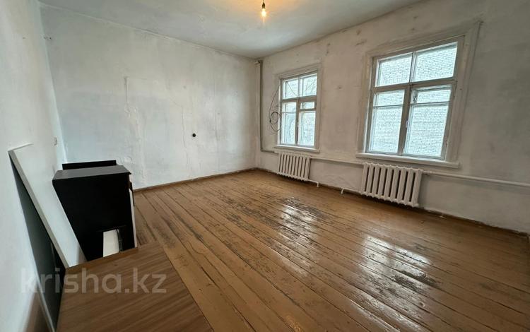1-бөлмелі пәтер · 32.4 м² · 2/2 қабат, Набережный переулок 12, бағасы: 6.5 млн ₸ в Семее — фото 6