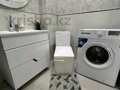 2-бөлмелі пәтер · 50 м² · 10/14 қабат, Самал 82 — Коняхина, бағасы: 15 000 ₸ в Уральске