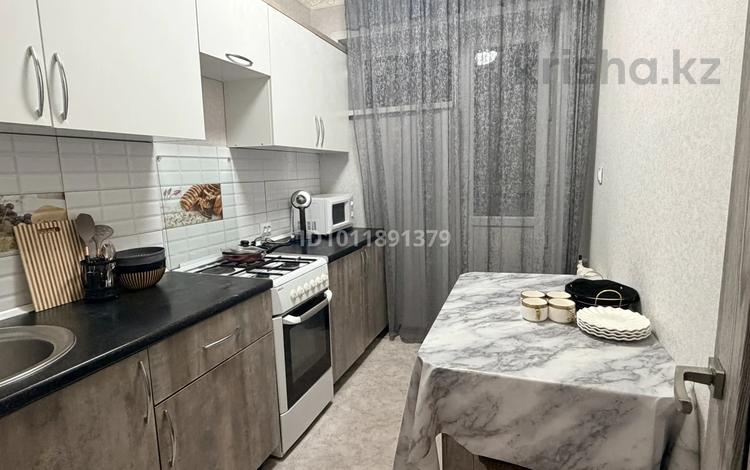 2-комнатная квартира · 42 м² · 5/5 этаж, Жастар — Рядом коммунальный базар, мечеть, университет ЖГУ, школы, аптеки. за 18 млн ₸ в Талдыкоргане, мкр Жастар — фото 5