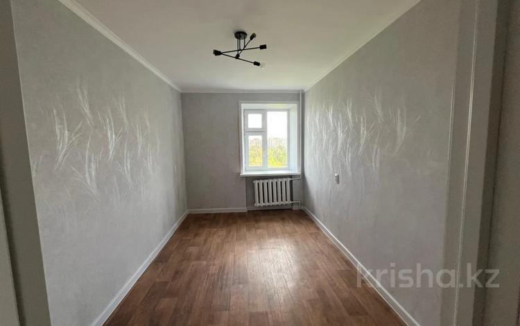 3-бөлмелі пәтер · 60 м² · 9/10 қабат, Юго-Восток ш/а., Мкр Юго-Восток, пр. СТРОИТЕЛЕЙ 13 — Строителей 13, бағасы: 20.5 млн ₸ в Караганде, Казыбек би р-н — фото 2