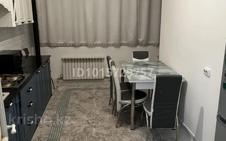 2-бөлмелі пәтер · 66.3 м² · 1/12 қабат, Сзади Обл. Акимата 1, бағасы: 200 000 ₸ в Туркестане — фото 3