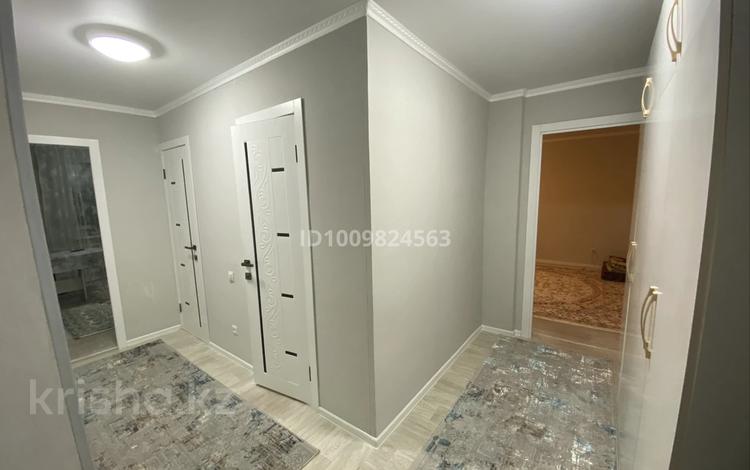 1-комнатная квартира · 45.2 м² · 9/10 этаж, Набережная 80 — Поликлиника 5 за 13 млн ₸ в Актобе, мкр. Курмыш — фото 2
