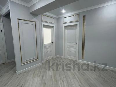 4-комнатная квартира · 119.8 м² · 5/5 этаж, мкр. Алтын орда, халела досмухамедулы за 40 млн ₸ в Актобе