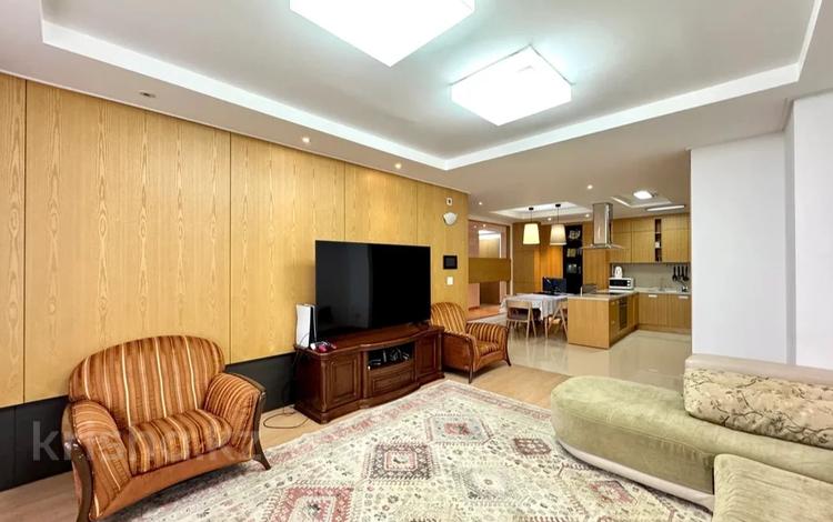3-комнатная квартира · 136 м² · 18/25 этаж, Кошкарбаева 2 за 82 млн ₸ в Астане, Сарайшык р-н — фото 13