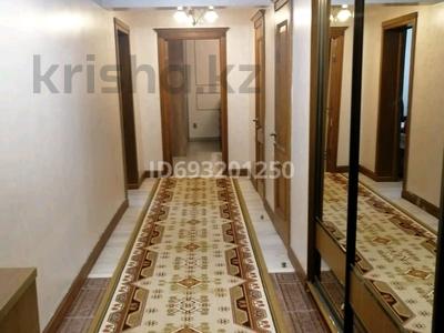 2-бөлмелі пәтер, 90 м², 11/15 қабат, Толе би 273а, бағасы: 47 млн 〒 в Алматы, Алмалинский р-н