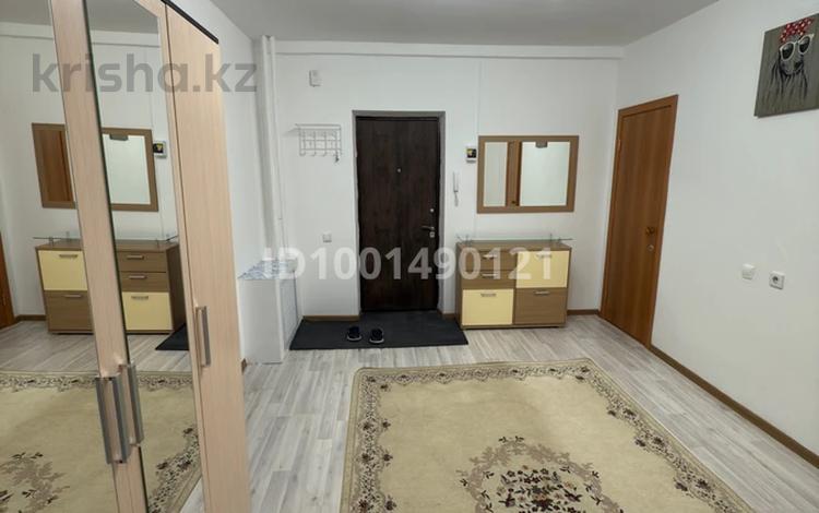 1-комнатная квартира · 55 м² · 3/9 этаж, мкр. Зачаганск пгт, Монке Улы 107/1 за 120 000 ₸ в Уральске — фото 2
