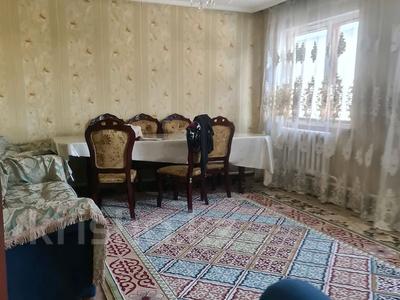 Отдельный дом • 3 комнаты • 80 м² • 10 сот., Ляззат Асановлй 73 за 18.5 млн 〒 в Талдыкоргане