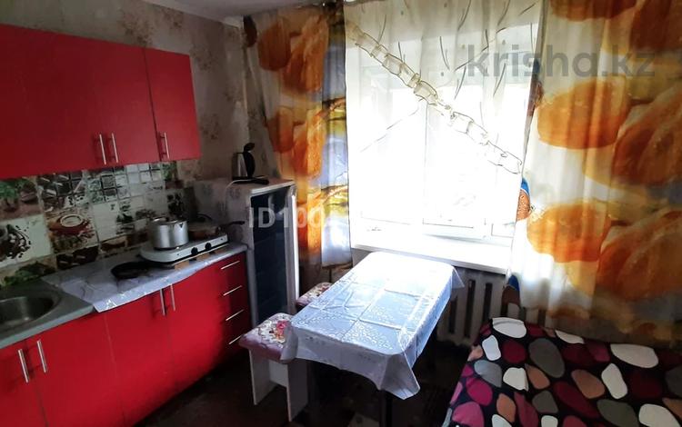 1-комнатная квартира · 15 м² · 3 этаж, Серикбаева за 75 000 〒 в Усть-Каменогорске — фото 2