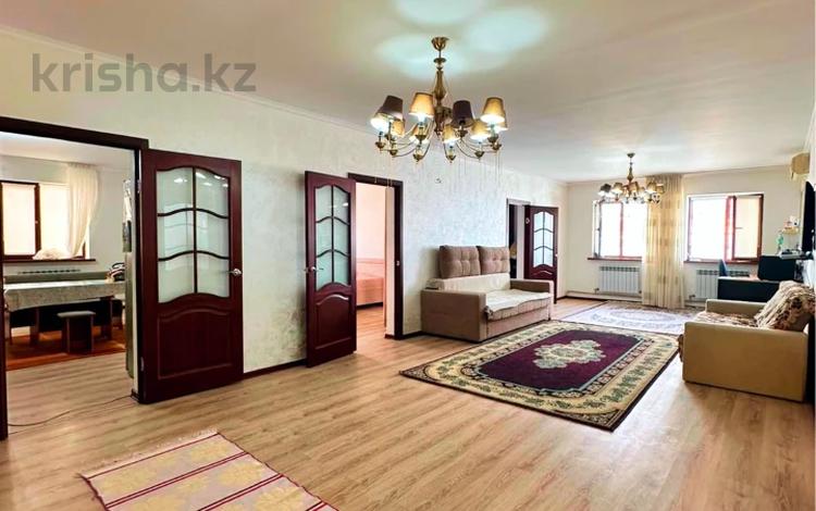 Отдельный дом · 4 комнаты · 172.2 м² · 10 сот., мкр Жулдыз, Аюпова за 27 млн ₸ в Атырау — фото 2