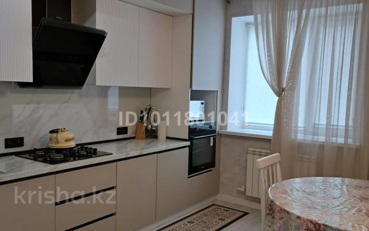 3-бөлмелі пәтер · 118 м² · 2/4 қабат, мкр 11, Аз наурыз 14 — Шайкенова, бағасы: 44 млн ₸ в Актобе — фото 2