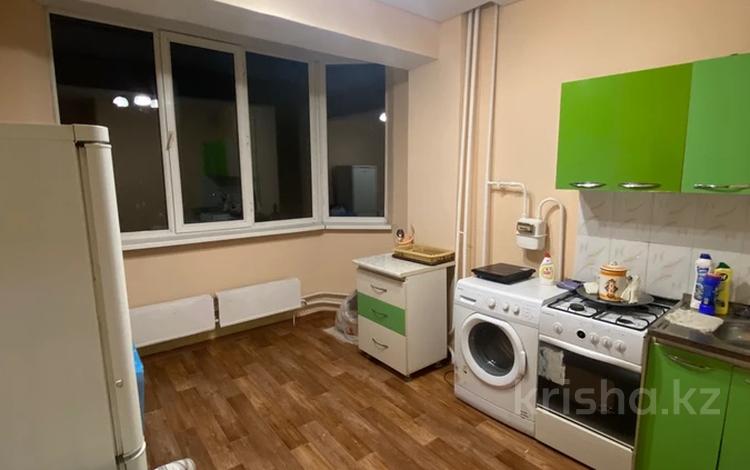 3-комнатная квартира · 90 м² · помесячно, мкр Кулагер — Омарова