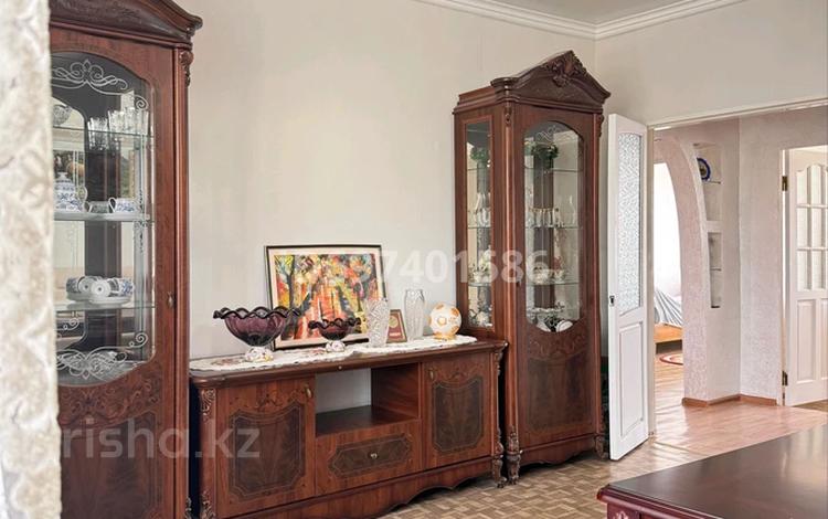 3-бөлмелі пәтер · 70 м² · 2/5 қабат, Шаталюка 16 — Сш16, детский сад, бағасы: 24 млн ₸ в Сатпаев — фото 2