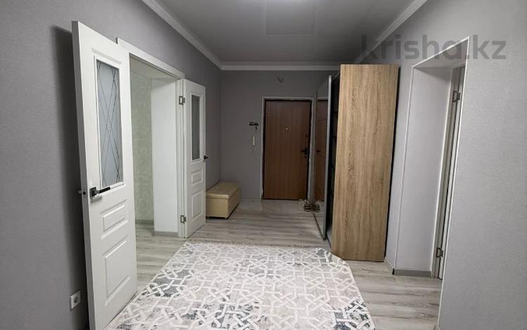 3-комнатная квартира · 82.5 м² · 7/9 этаж, мкр. Алтын орда, Алия Молдагулова за 31 млн ₸ в Актобе — фото 2