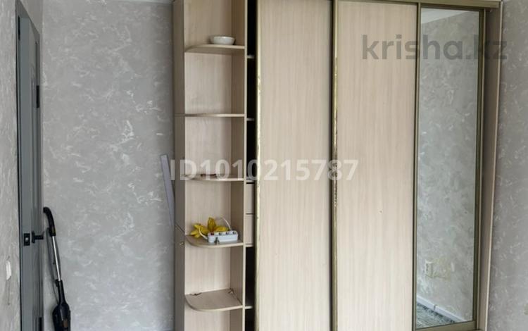 1-комнатная квартира · 30.8 м² · 1/5 этаж, 5 мкр 24 — Арбатта Үшқоңыр дүкенінің артында за 100 000 ₸ в Атырау, мкр Привокзальный-5 — фото 2