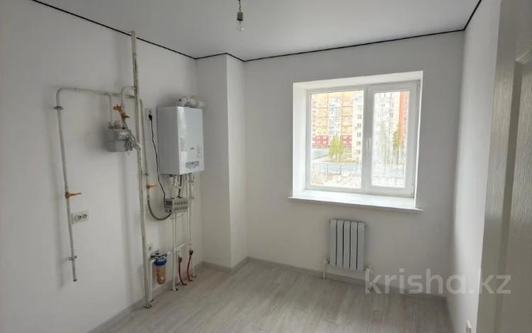 1-бөлмелі пәтер · 38 м² · 3/5 қабат, мкр. Алтын орда 28, бағасы: 16.8 млн ₸ в Актобе — фото 2