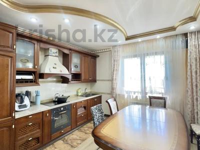 3-бөлмелі пәтер · 107.4 м² · 3/5 қабат, Кабанбай Батыра 65 — просп. Достык, бағасы: 110 млн ₸ в Алматы, Медеуский р-н