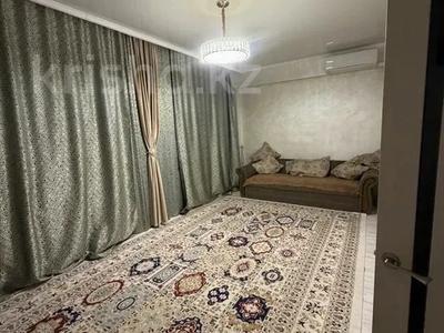 4-комнатная квартира · 100 м² · 3/5 этаж, Самал 13Б за 270 000 ₸ в Талдыкоргане, мкр Самал