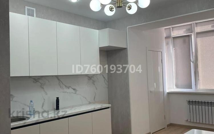 1-комнатная квартира · 45 м² · 1/5 этаж, Тайманова 104 за 160 000 ₸ в Уральске — фото 2