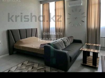 1-комнатная квартира · 52 м² · 1/7 этаж, Атшабар 17/1 — Толе би Желтоксан за 3 000 〒 в Таразе