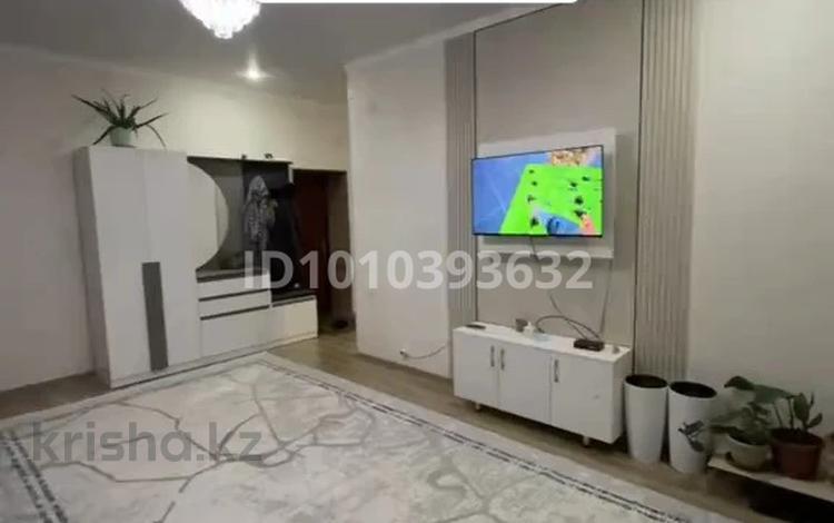 2-бөлмелі пәтер · 66 м² · 2/5 қабат, мкр Сауле 44/27 — Военный городок, бағасы: 28 млн ₸ в Шымкенте, Аль-Фарабийский р-н — фото 8