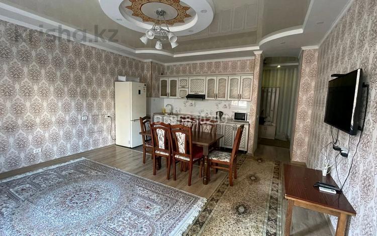 3-комнатная квартира, 71 м², 4 этаж помесячно, Навои 208 — Торайгырова