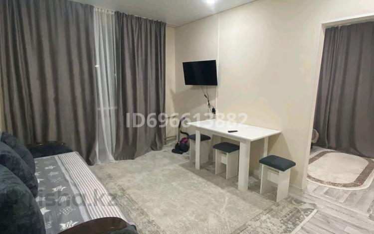 2-комнатная квартира · 40 м² · 1 этаж, 35 квартал 3 за 12 000 ₸ в Семее — фото 2