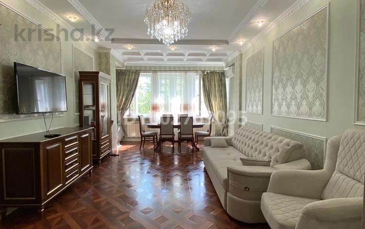 3-бөлмелі пәтер · 130 м² · 2/9 қабат, Достык 10, бағасы: 85 млн ₸ в Астане, Есильский р-н — фото 2