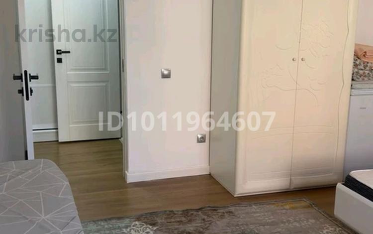 2-комнатная квартира · 74.5 м² · 2/5 этаж, мкр Думан-2 10 за 280 000 ₸ в Алматы, Медеуский р-н — фото 2