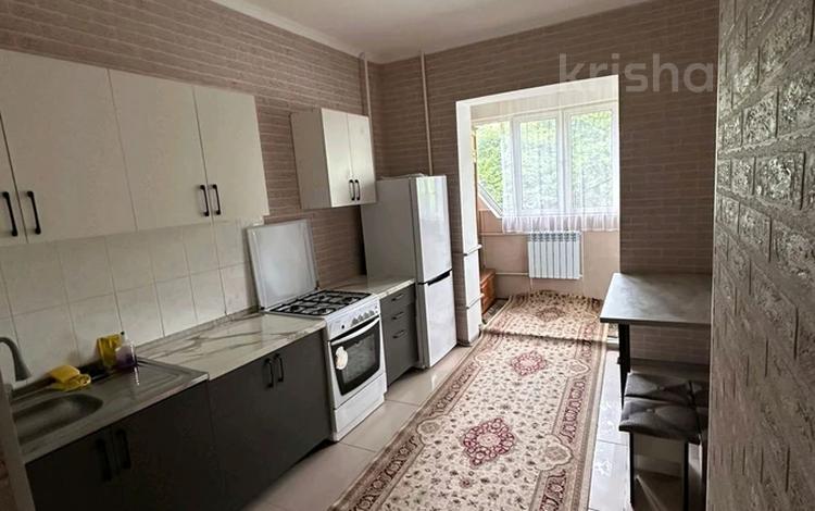1-комнатная квартира · 40 м² · 2/5 этаж, мкр Аксай-3 10 за 200 000 ₸ в Алматы, Ауэзовский р-н — фото 19