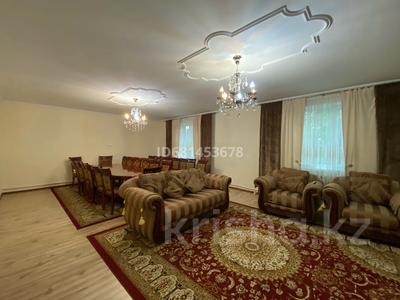 Отдельный дом • 8 комнат • 313 м² • 8 сот., мкр Калкаман-2 109 — Абая за 150 млн 〒 в Алматы, Наурызбайский р-н