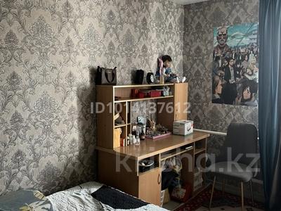 3-комнатная квартира · 64.2 м² · 1 этаж, Алия молдагулова 12/2 — Район Шанхай за 7 млн ₸ в 