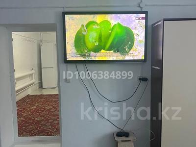 Отдельный дом · 3 комнаты · 100 м², мкр Шанхай — Санкибай батыра - Пожарского за 150 000 〒 в Актобе