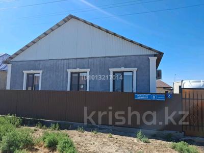 Отдельный дом · 4 комнаты · 110 м² · 8.5 сот., мкр Кайнар, 30 8 за 19.5 млн ₸ в Атырау