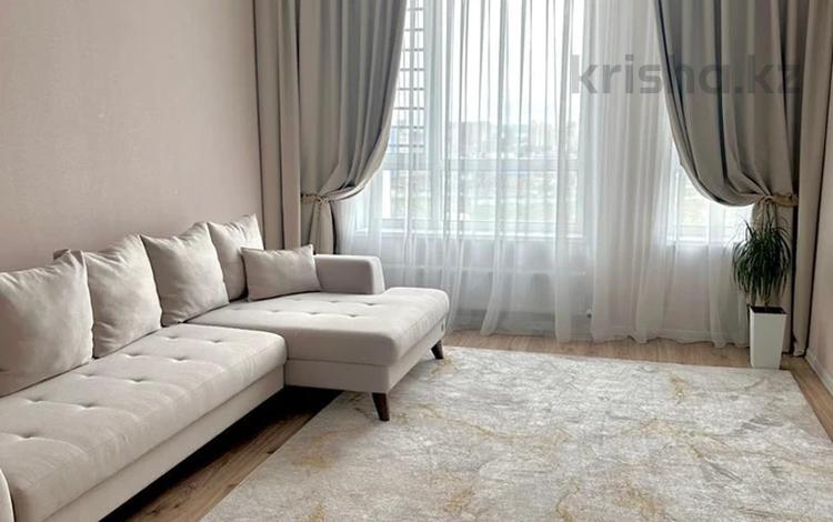 3-бөлмелі пәтер · 90 м² · 8/9 қабат, ул. Ильяса Омарова 27/1, бағасы: 62.5 млн ₸ в Астане, Есильский р-н — фото 2
