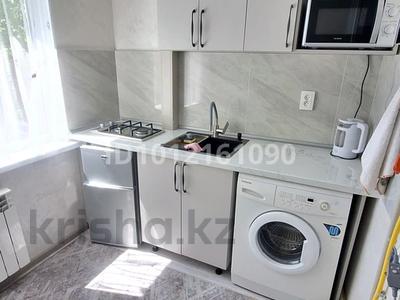 1-комнатная квартира · 32 м² · 2/5 этаж, 11-й микрорайон, 11-й микрорайон 192б — За магазином Мадлен за 140 000 〒 в Шымкенте, Енбекшинский р-н