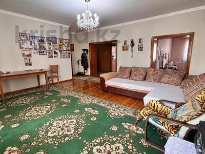 Отдельный дом · 5 комнат · 275.4 м² · 11 сот., Сталеваров за 85 млн 〒 в Павлодаре