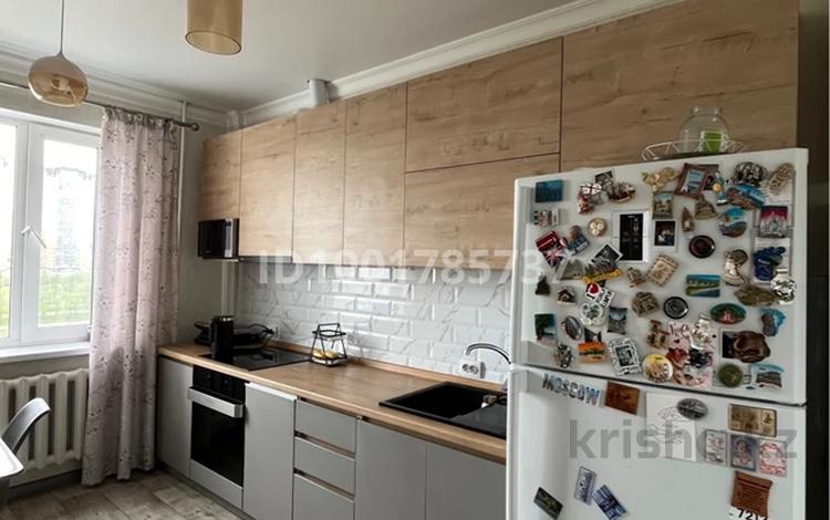2-бөлмелі пәтер · 60 м² · 4/10 қабат, мкр Юго-Восток, Сарыарка 31, бағасы: 27.5 млн ₸ в Караганде, Казыбек би р-н — фото 2